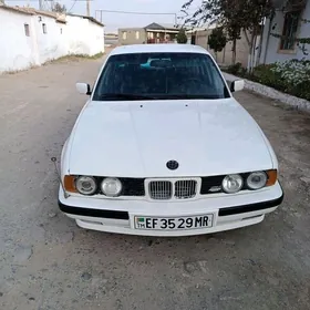 BMW 525 1990