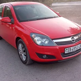 Opel Astra 2013