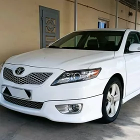 Toyota Camry 2010