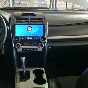Toyota Camry 2012