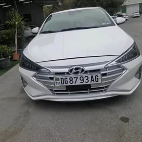 Hyundai Elantra 2020