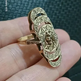 gyzyl uly gadymy yuzik