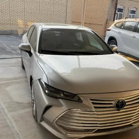 Toyota Avalon 2021