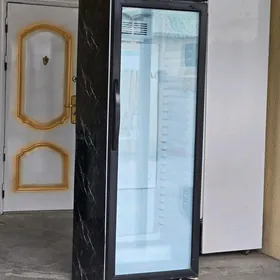 witrina haladilnik ugur