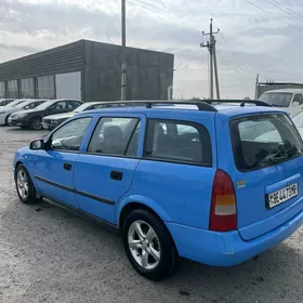 Opel Astra 2000