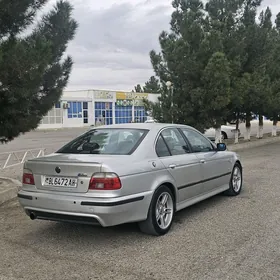 BMW E39 2003
