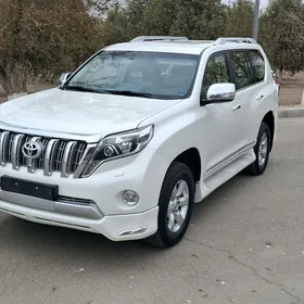 Toyota Land Cruiser Prado 2014