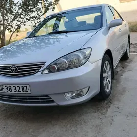 Toyota Camry 2004