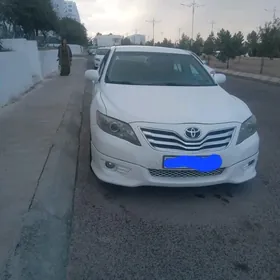 Toyota Camry 2010