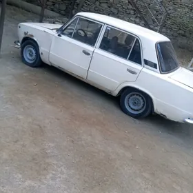 Lada 2104 1980
