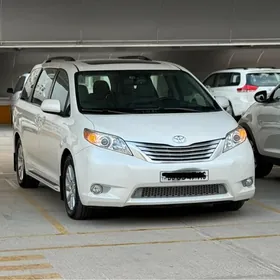 Toyota Sienna 2017