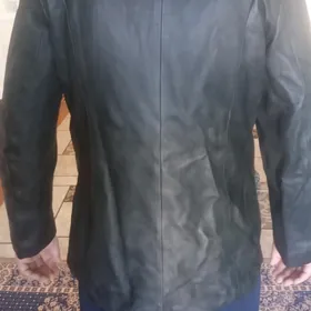 Кожаный пиджак женский