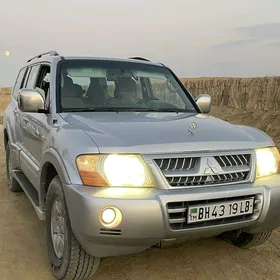Mitsubishi Pajero 2006