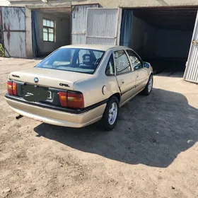 Opel Vectra 1992