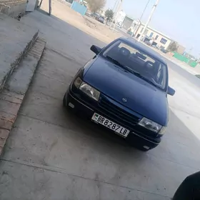Opel Vectra 1992