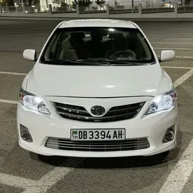 Toyota Corolla 2011