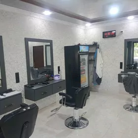 Dellekhana ( парикмахерская)