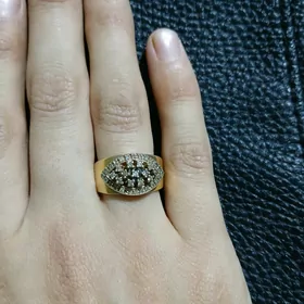 Brilyant gyzyl yuzuk