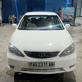 Toyota Camry 2005