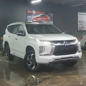 Mitsubishi Montero Sport 2025