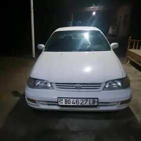 Toyota Corona 1995