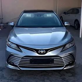Toyota Camry 2020
