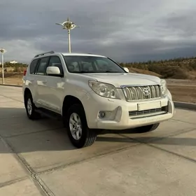 Toyota Land Cruiser Prado 2012
