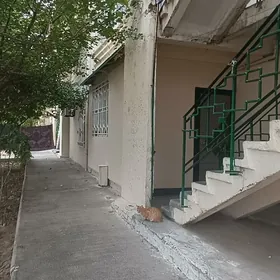 3 Мкр Кооперативный дом 1 этаж