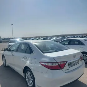 Toyota Camry 2017