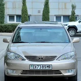 Toyota Camry 2003