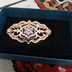 Kümüş broska, gyzyl çaýlan