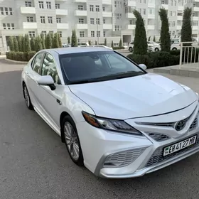 Toyota Camry 2022