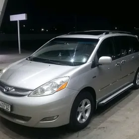 Toyota Sienna 2006