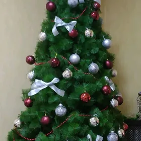 Продаётся ёлка искусственная