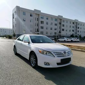 Toyota Camry 2010