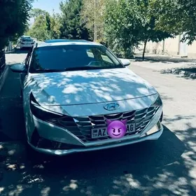 Hyundai Elantra 2021