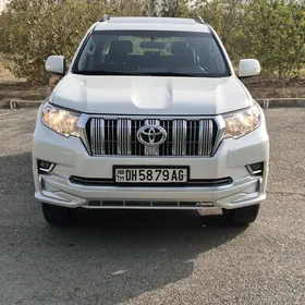 Toyota Land Cruiser Prado 2023