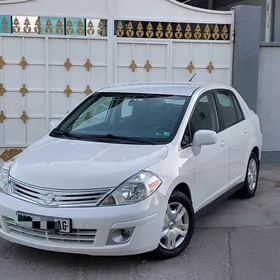 Nissan Versa 2010