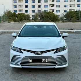 Toyota Camry 2022