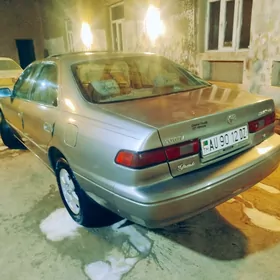 Toyota Camry 1999