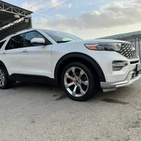 Ford Explorer 2021