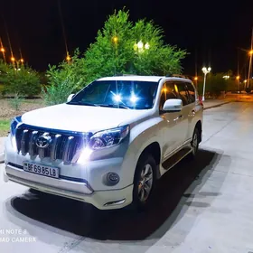 Toyota Land Cruiser Prado 2011