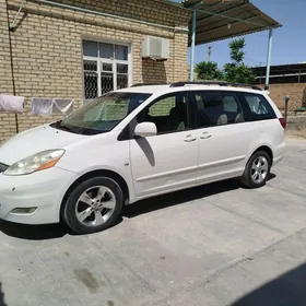 Toyota Sienna 2006