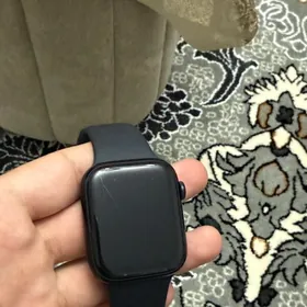 Apple Watch 8