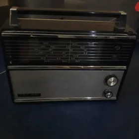 Радиоприемник ВЭФ  Ретро