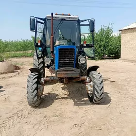 MTZ 82 2009