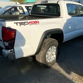 Toyota Tacoma 2019