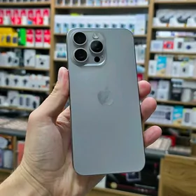 IPHONE 15 PRO MAX 98%