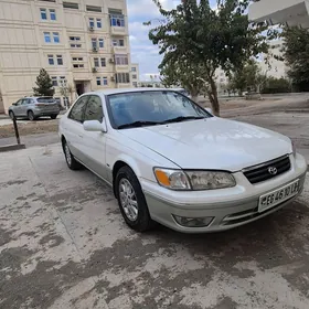 Toyota Camry 2001