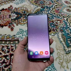 Samsung s8 PLUS